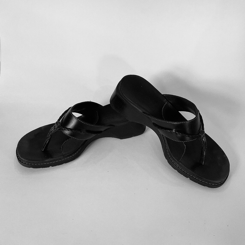 Timberland Slide. Size 7M. Black.